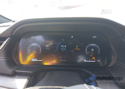 2022 Jeep Grand Cherokee Overland 4X4 z USA, uszkodzony, nr VIN 1C4RJHDG5N8635976